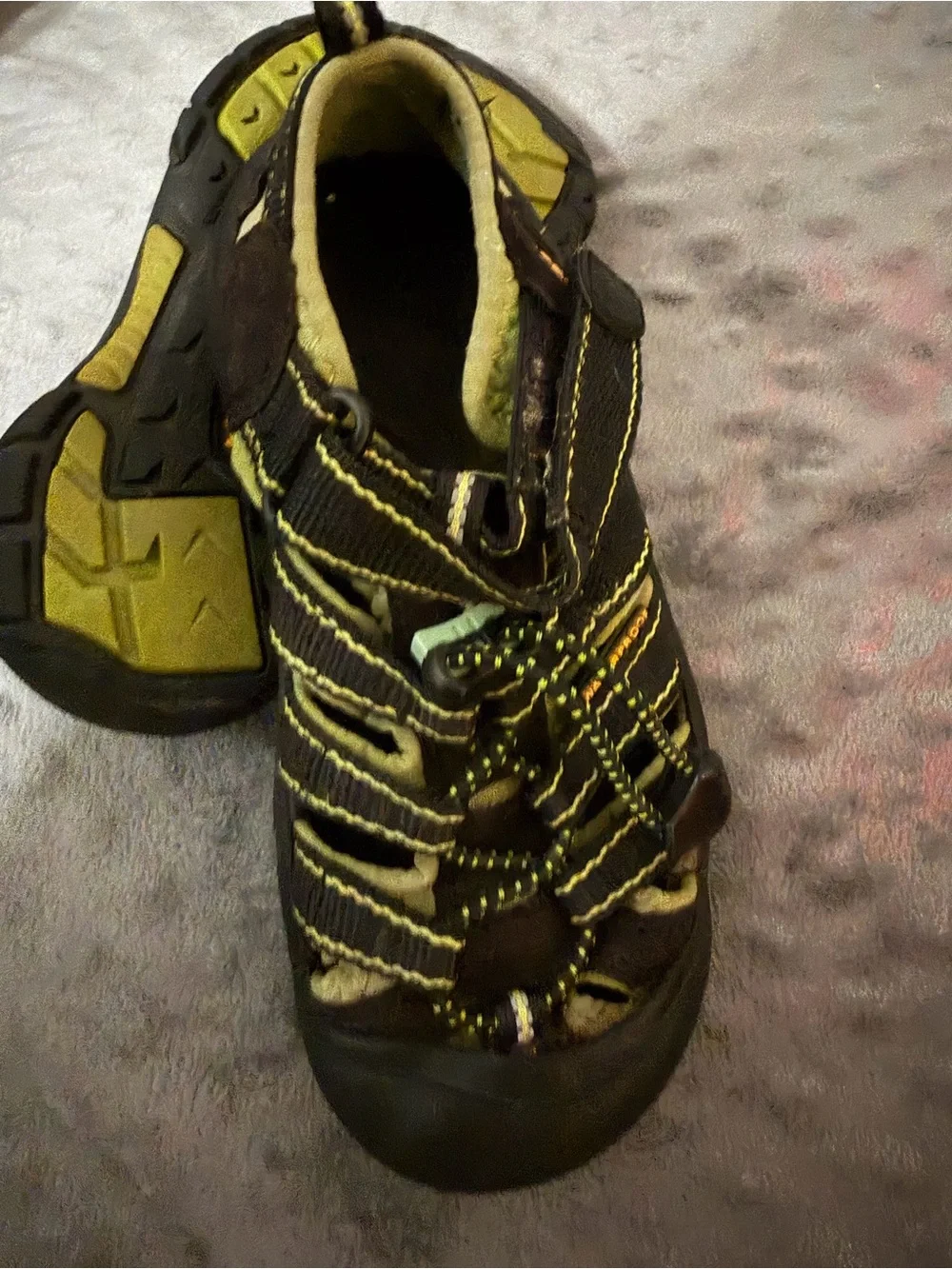 Keen Kids Black and Yellow Sport Sandals - little kid Sz 12